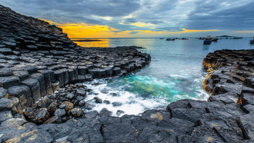 ganh-da-dia-phu-yen-ban-hung-ca-cua-da-va-nuoc